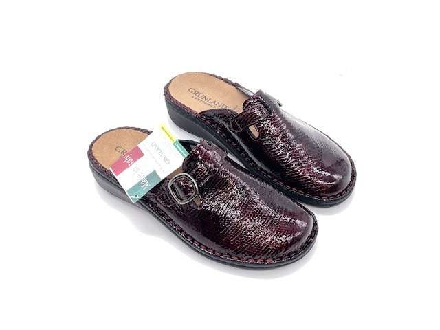 Grunland ciabatta chiusa donna Dafa pelle verniciata bordeaux - Image 3
