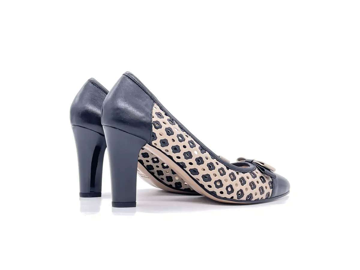 DONNA SOFT Slingback donna in pelle traforata beige e nera 5677 - Image 2