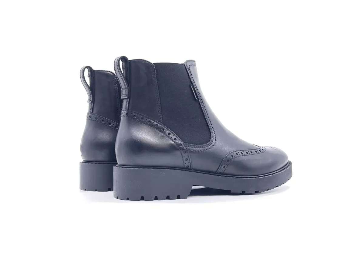 NeroGiardini Chelsea boots donna pelle nera fondo carrarmato - Image 2