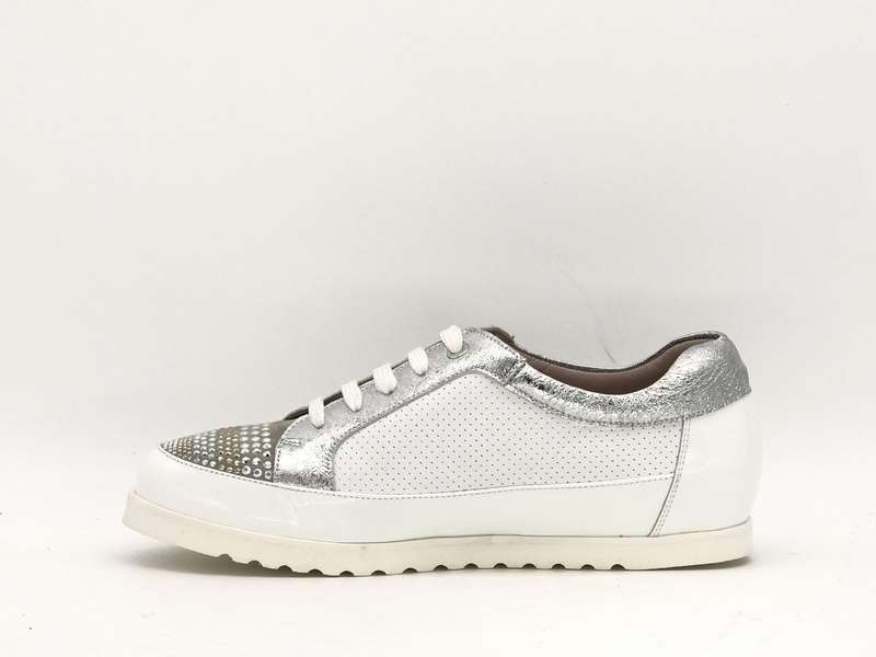 Donna Soft sneakers donna bianco argento con inserti laminati - Image 2