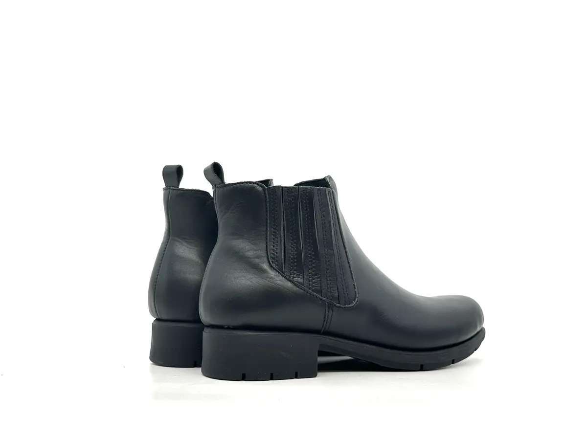 SABATINI Tronchetti donna Safira in Vitello Nero - Image 2
