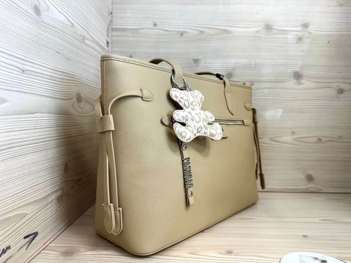 Pashbag borsa donna beige grande con zip frontale e doppi manici - Image 2