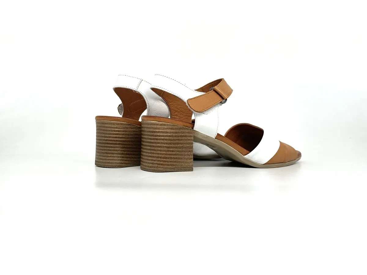 Sandali donna Daphne in pelle bicolore cuoio e bianco con tacco medio - Image 3